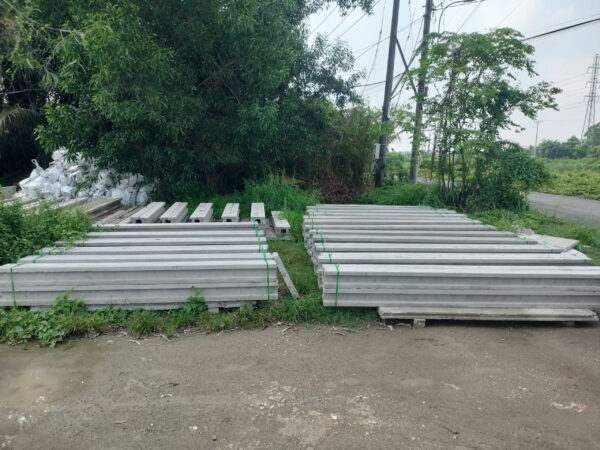 Cột đúc sẵn Hàng rào bê tông nhẹ